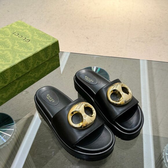 Gucci Women's Sandals - Picture 4 of 4